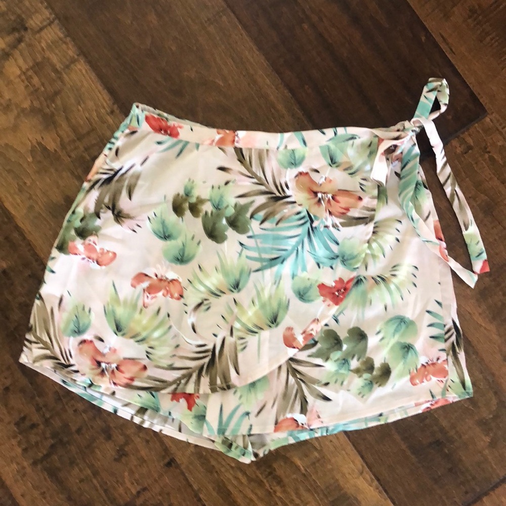 by the way skort worn once